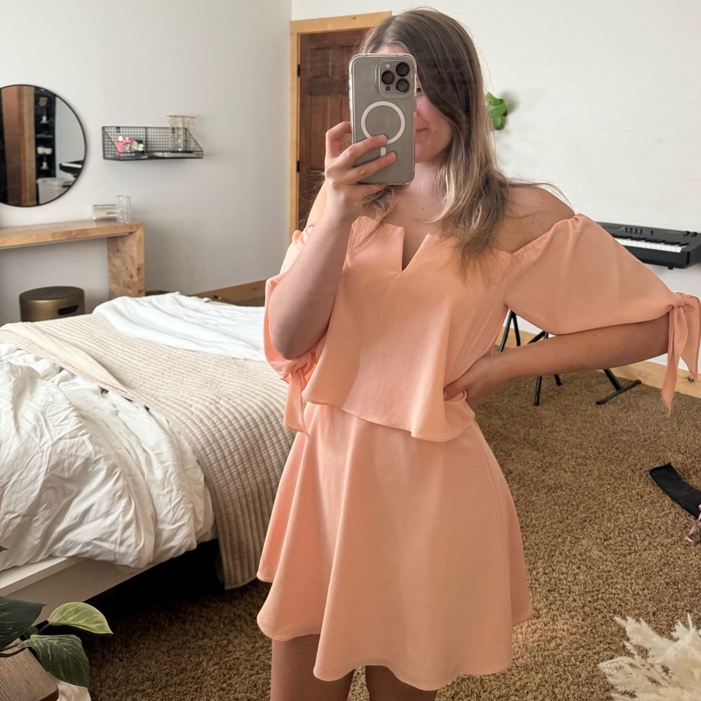 pink off‎ the shoulder dress